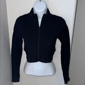 Forever 21 Women's Black Cropped Workout Jacket Size M